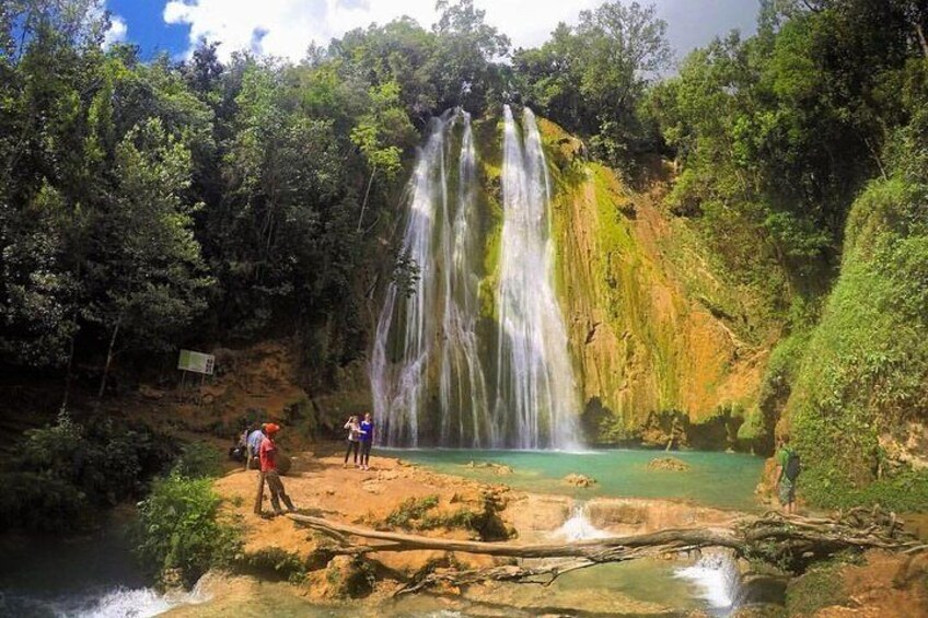 El Limón waterfalls Tour (horse riding & swimming) with lunch