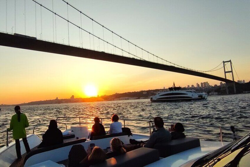Bosphorus Sunset Cruise 