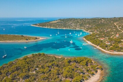 Private Boat tour to the Blue Lagoon & Solta - Swim, Snorkel, Tan and Relax...