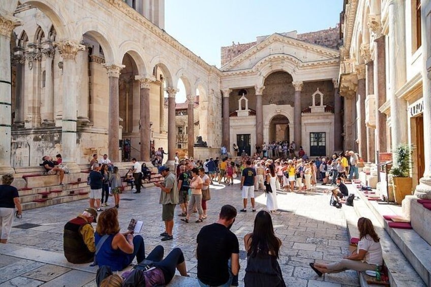 Peristyle Square
