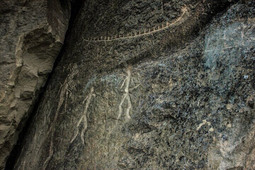 Gobustan and Mud volcanoe GROUP TOUR