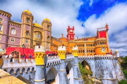 Visite en petit groupe à Sintra, au palais de Pena, à Cabo da Roca, Regalei...