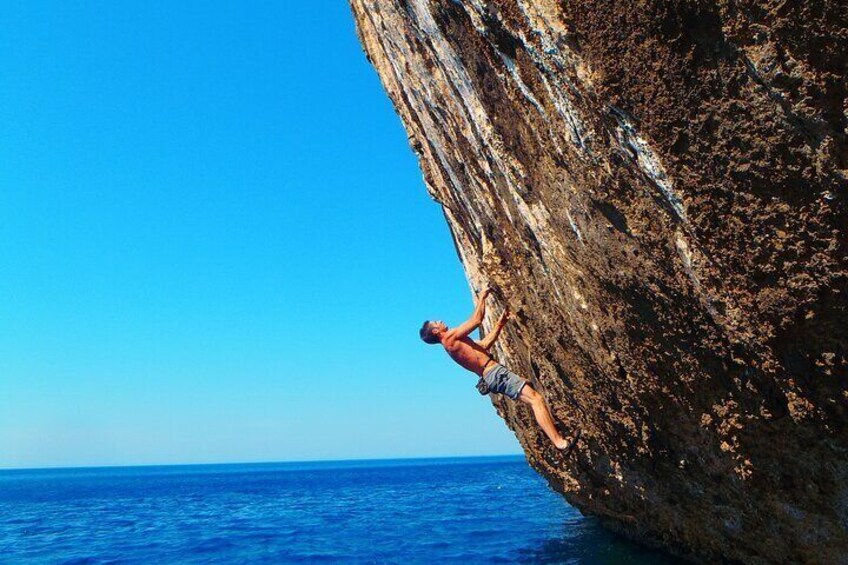 Climbing day in private tour