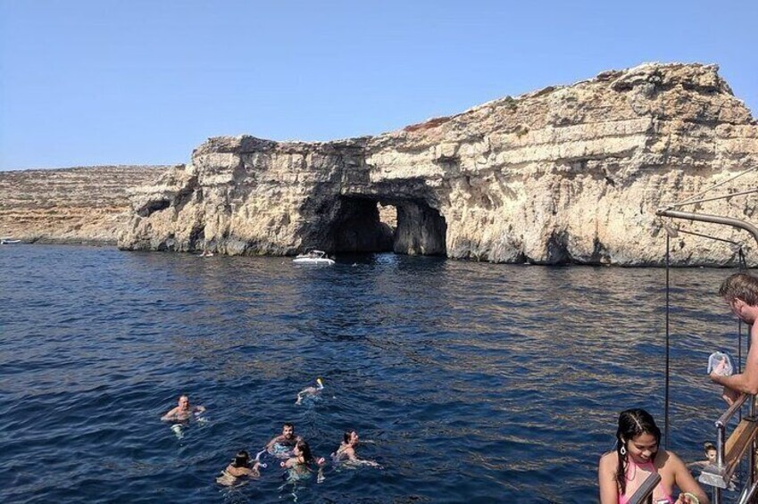 Hera Round Malta & Comino Blue Lagoon 2021