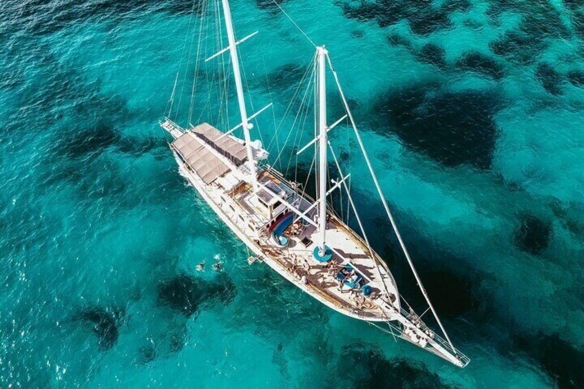 Hera 3 Bay Cruise including the Blue Lagoon