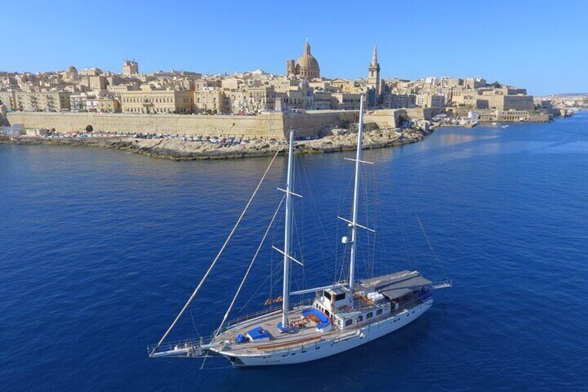 Hera 3 Bay Cruise including the Blue Lagoon 2021