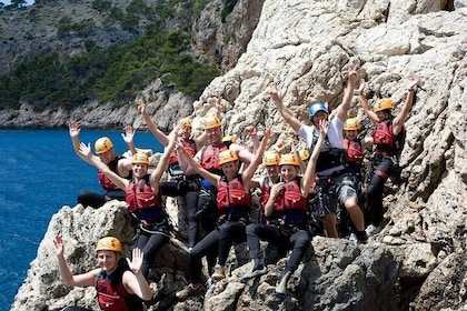 Liten gruppe Cliff Jumping Experience på Mallorca