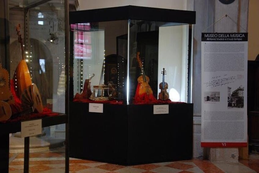 Interpreti Veneziani Concert in Venice Including Music Museum