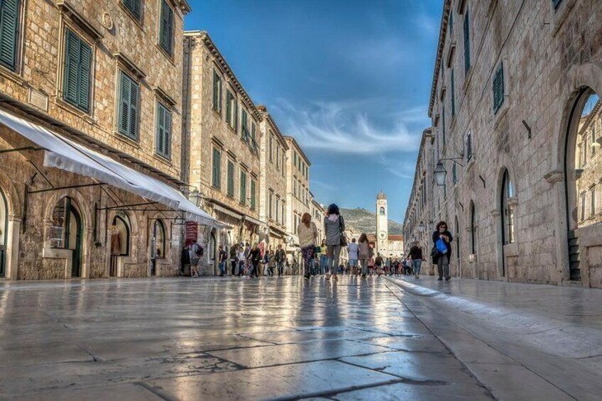 Main street of Dubrovnik - Stradun