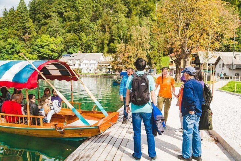 Bled Lake with Postojna Cave & Castle - small group - day trip from Ljubljana