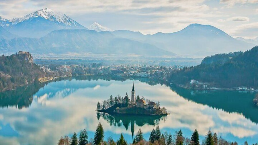 Ljubljana and Bled Lake - small group - day tour from Zagreb