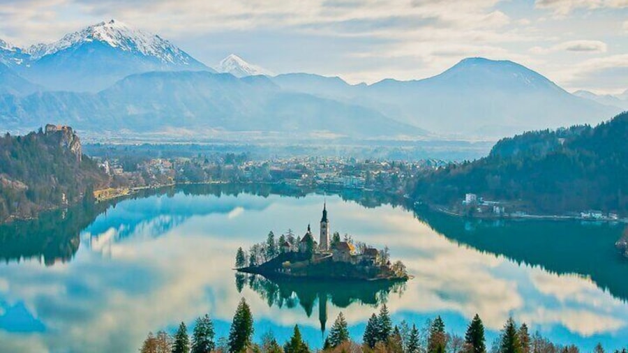 Ljubljana and Bled Lake - small group - day tour from Zagreb