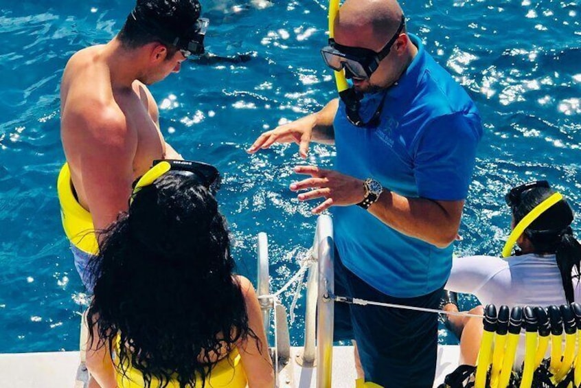 Captain always available for a quick snorkeling lesson