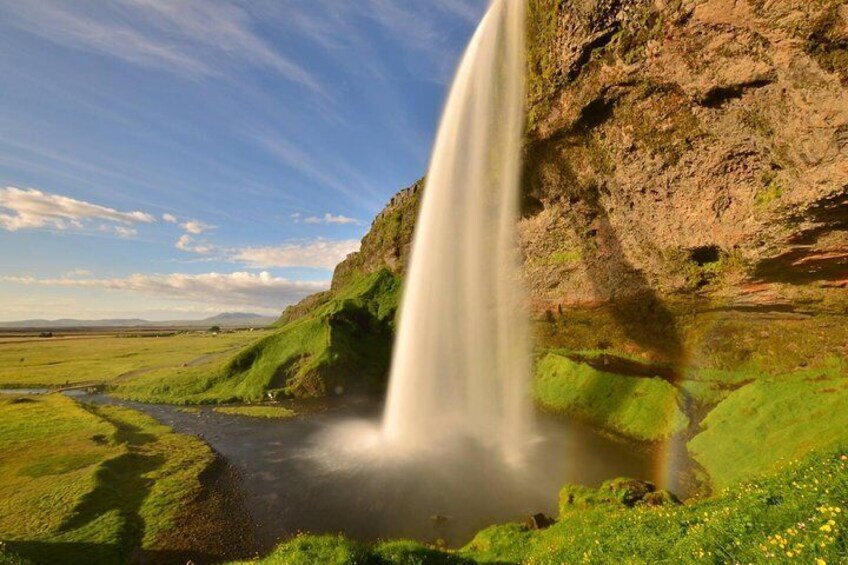 Seljalandsfoss waterfall 