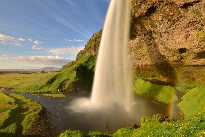 Seljalandsfoss waterfall