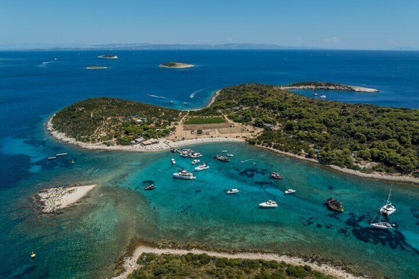 Split or Trogir: Blue Cave, Vis, and Hvar Speedboat Day Tour