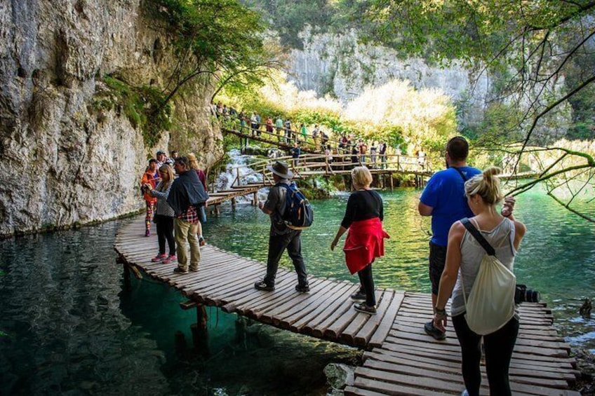 Zagreb to Split Group Transfer with Plitvice Lakes Tour Entrance ticket included