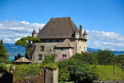 Private trip from Geneva to Yvoire and Évian-les-Bains in France