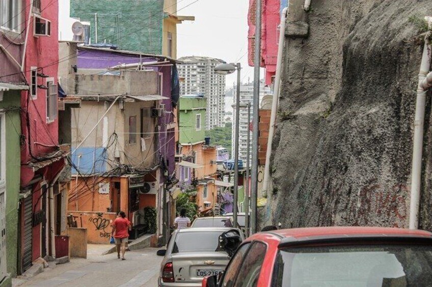 Discover The Second Largest Favela Of São Paulo & Its Brilliant Artists –Private