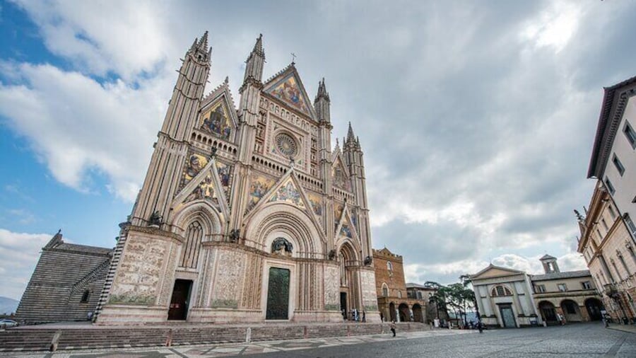 Private tour of Orvieto including the famous cathedral