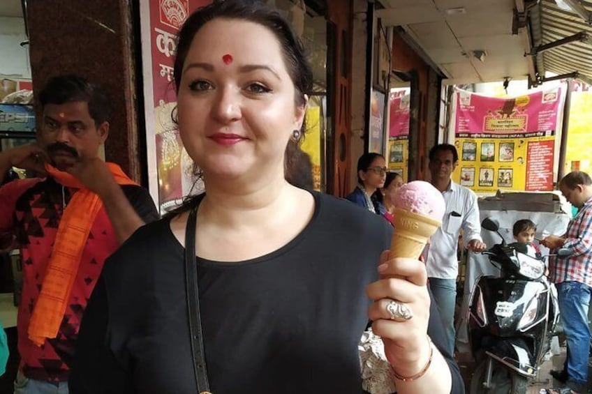 Food Walk Tour Pune (2 Hours Guided Food Tasting Walk)