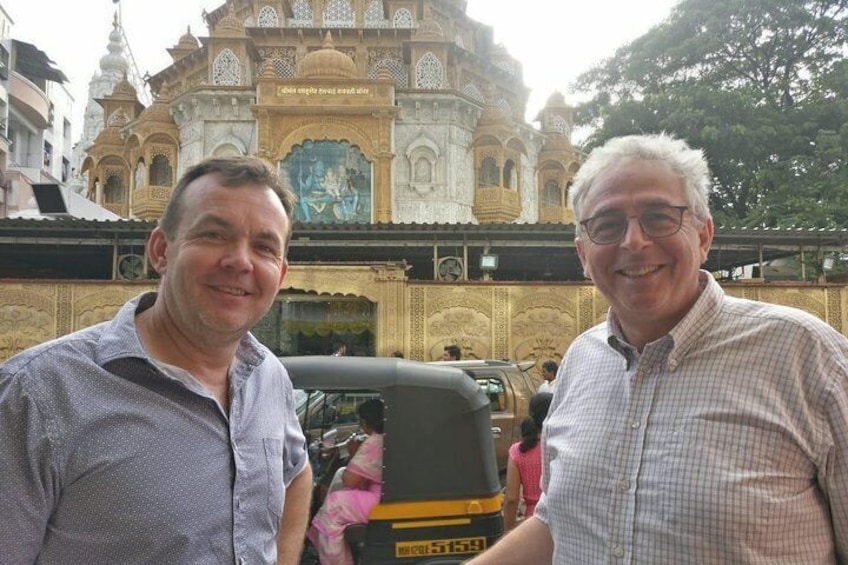 Guided Highlights of Pune Car Tour with a local (4 Hrs Sightseeing in AC Car)