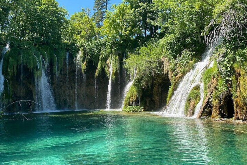 Plitvice Lakes Day Tour from Zadar Simple & Safe- TICKET INCLUDED