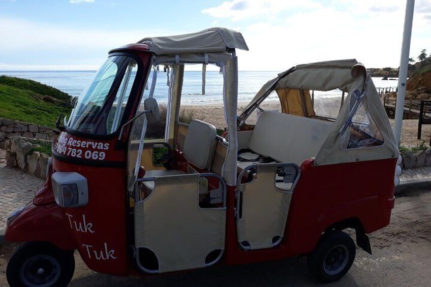 Private Guided Tuk-Tuk Tour with Pick-Up and Drop-Off of Albufeira