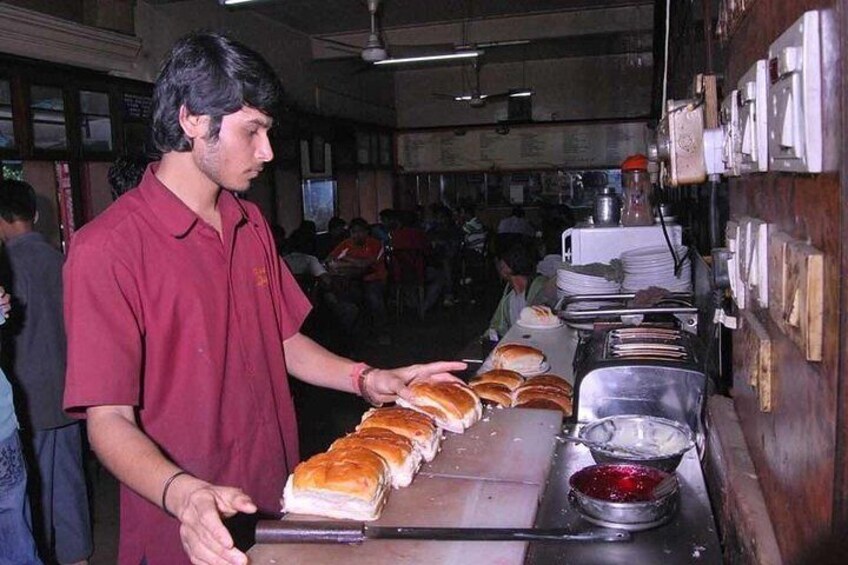 Private Half-Day Food Walking Tour in Pune