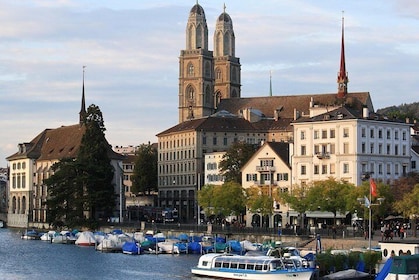 Tour a piedi di Zurigo con crociera e funivia