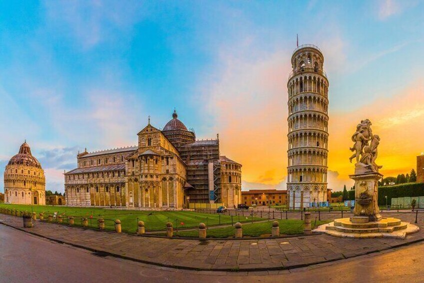 Semi Private Cinque Terre and Pisa Leaning Tower Tour from Florence