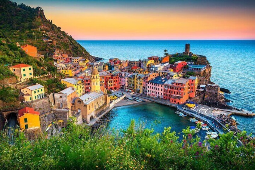 Semi Private Cinque Terre and Pisa Leaning Tower Tour from Florence