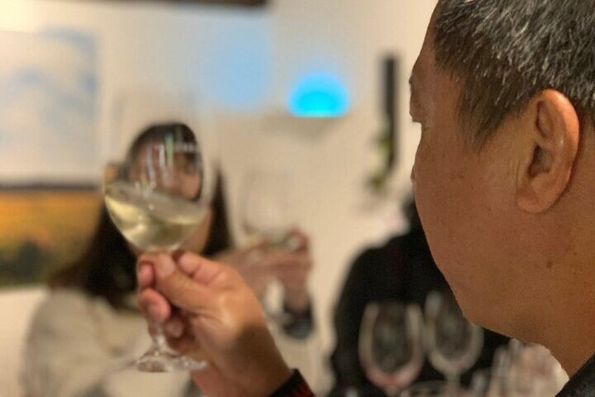 Architectural Rioja Wine Tour from Bilbao (small group & lunch included)