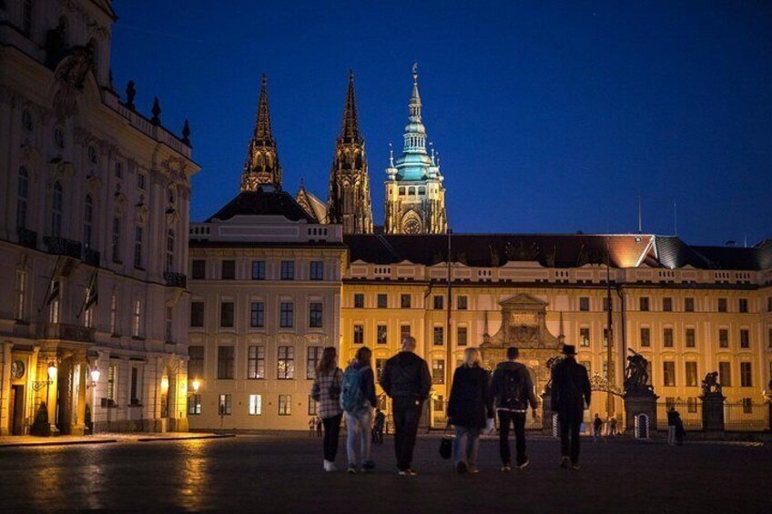 Small-Group Prague Castle Night Walking Tour