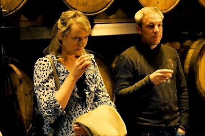 Dublin's Distilleries: Irish Whisky Sampling Tour