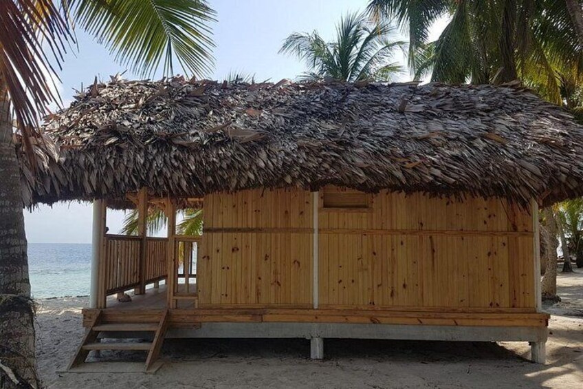 Stay in Perro Chico Island - San Blas Guna Ayala