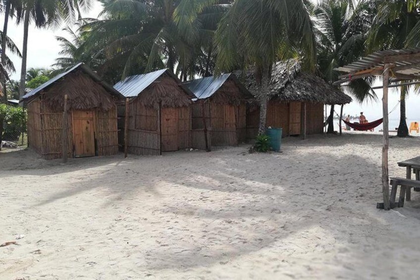 2 Nights in San Blas Islands! Beach & Community Tour includes La casa de papel