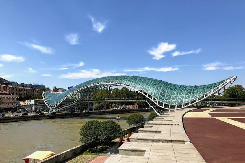 Bridge of peace