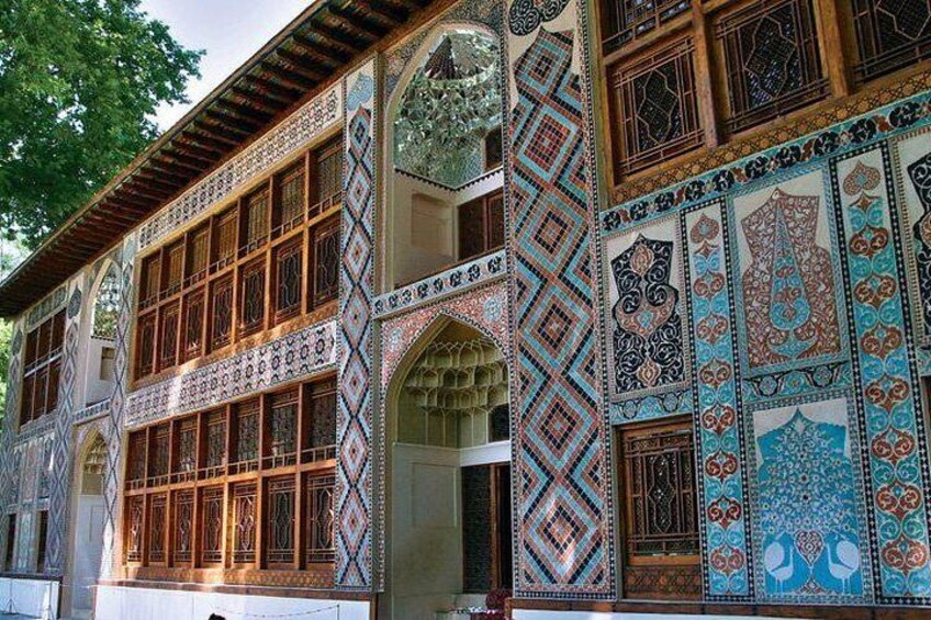Private Sheki Tours: Palace of Sheki Khans