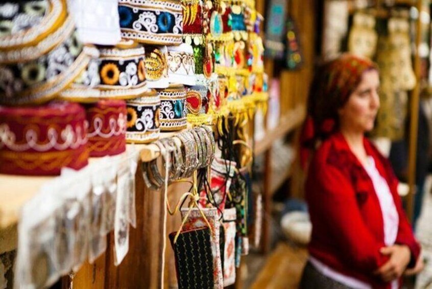 Private Shamakhi - Lahij Tour: Handmade National Art Samples