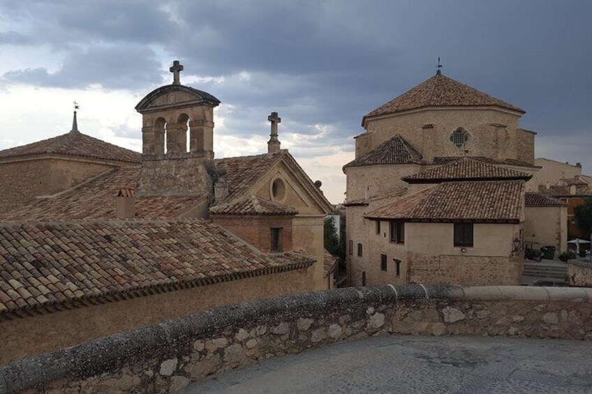Day trip to Cuenca with guided tour and entrance to the cathedral