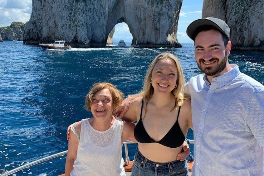 Capri Small Group Boat Tour with Blue Grotto Stop