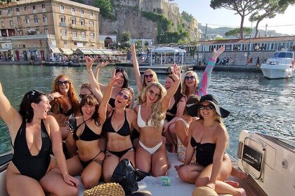 Amalfi Coast Small Group Day Boat Tour with Limoncello Onboard