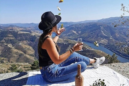 杜羅谷 : 歷史景點, 葡萄酒體驗, 午餐及巡航