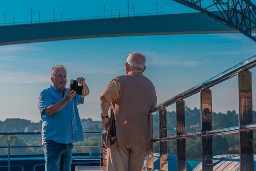 Douro Valley and Régua Panoramic Cruise with Lunch from Porto