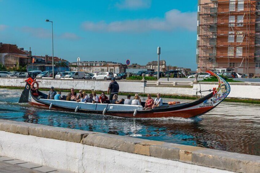 Aveiro and Costa Nova: Private Tour with Moliceiro Cruise Half Day