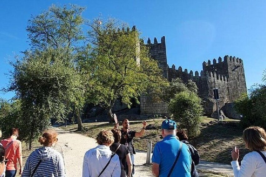 Castle of guimarães - Guided Tour