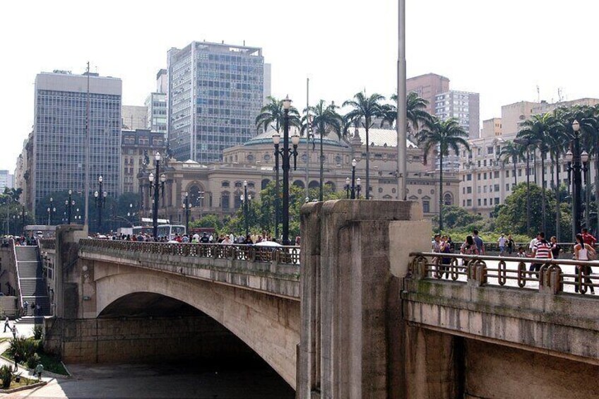 Discovering Sao Paulo as a local