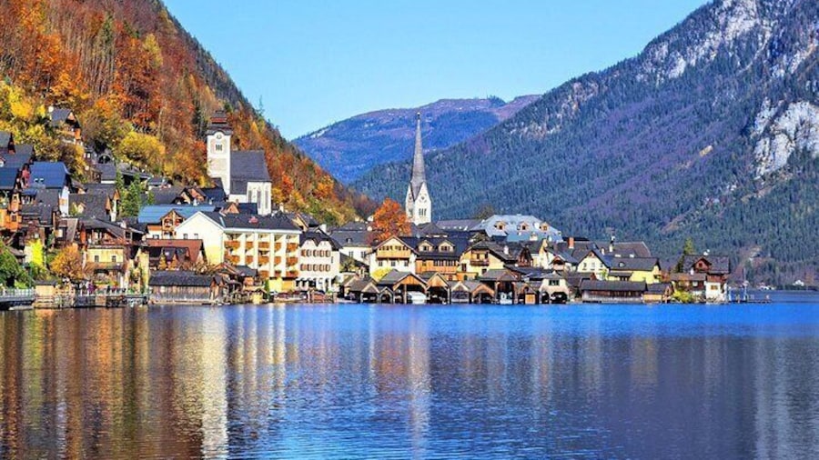 Lake side village Hallstatt