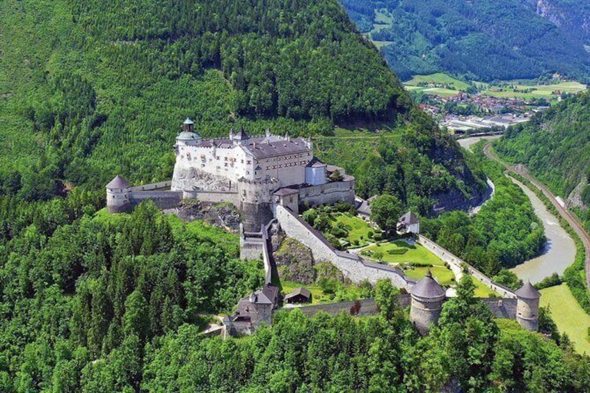 eagle-s-nest-and-the-where-eagles-dare-castle-of-werfen